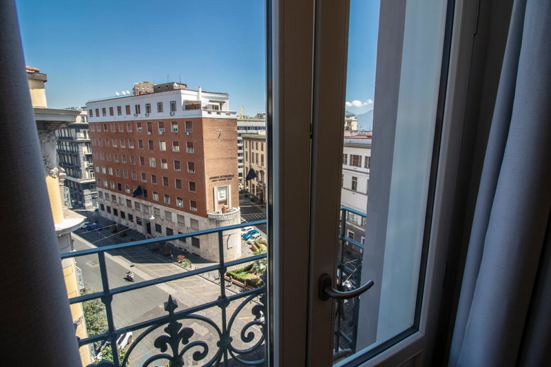 Le Angioine Rooms, Naples, Italy