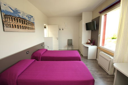 Ai Santi B&B, Dossobuono, Italy