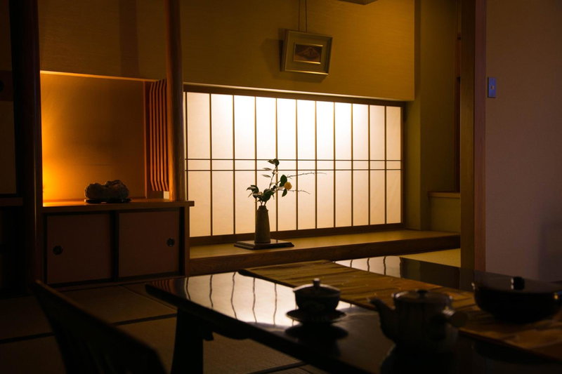 Ryokan Seishounagon, Tsu, Japan