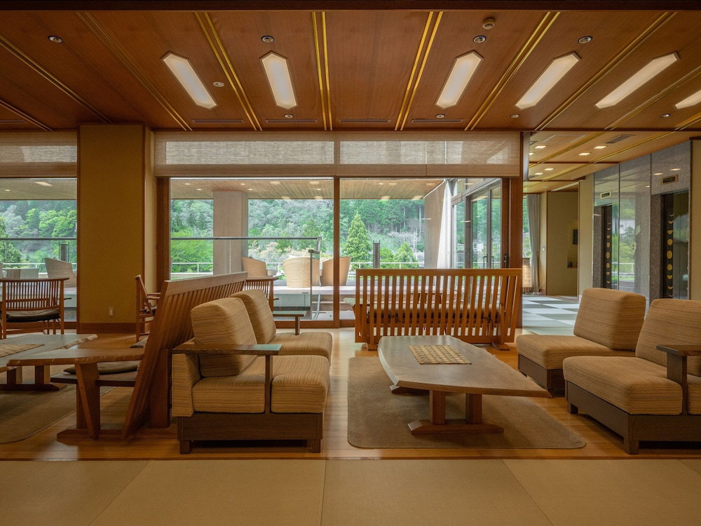 Yamanaka Onsen Kuriya Yasohachi, Japan