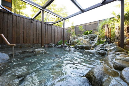 Andanomori Izu Ippekiko, Ito, Japan