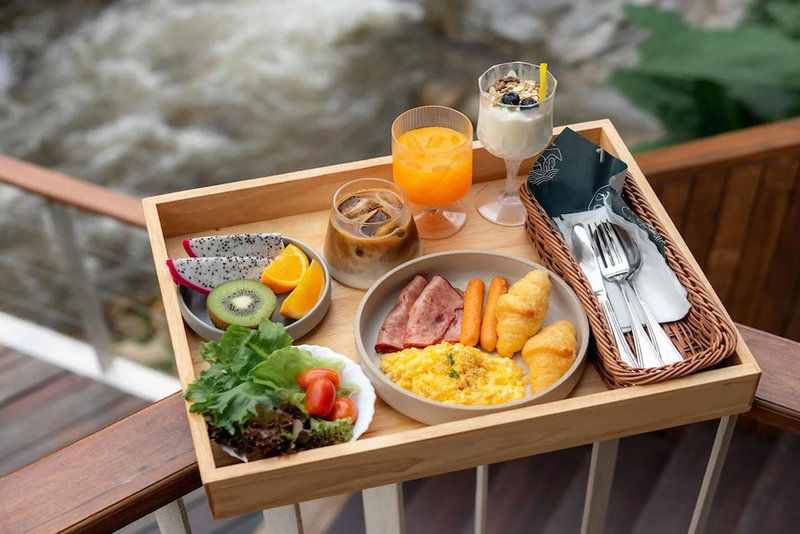 Taryn Tara Cafe And Stay, Mae On, Thailand