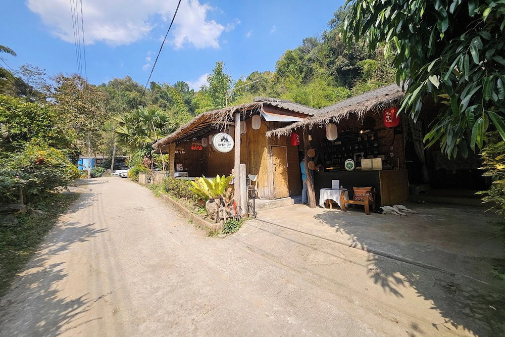 Mae Mae Home, Thailand