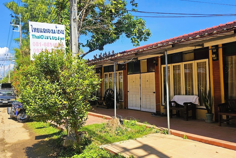 Hotel · Thai Gallery Baantawai, Hang Dong