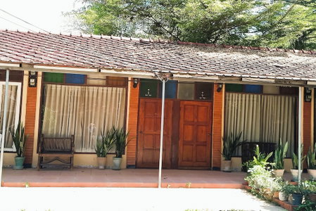 Thai Gallery Baantawai, Hang Dong, Thailand