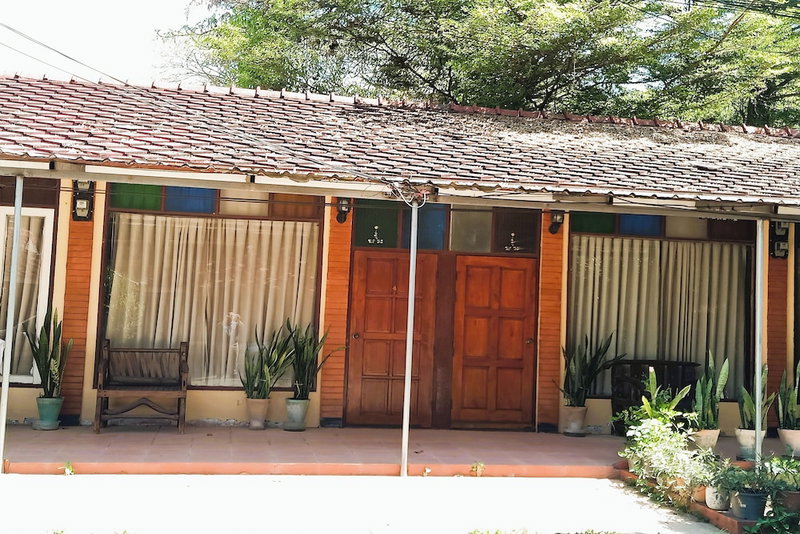 Thai Gallery Baantawai, Hang Dong, Thailand