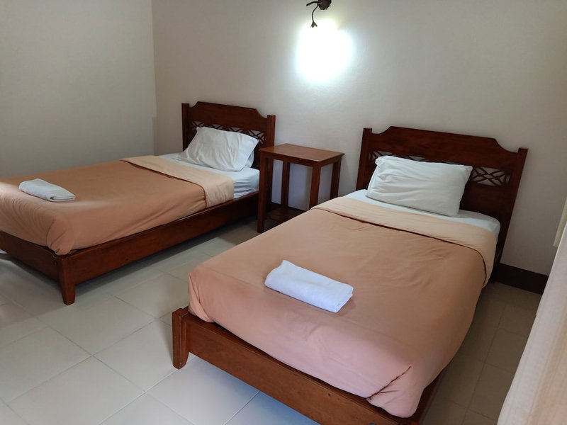 Phumchan Place Hotel, Phayao, Thailand