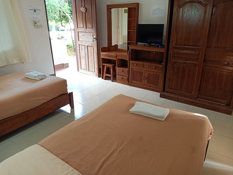 Phumchan Place Hotel, Phayao, Thailand