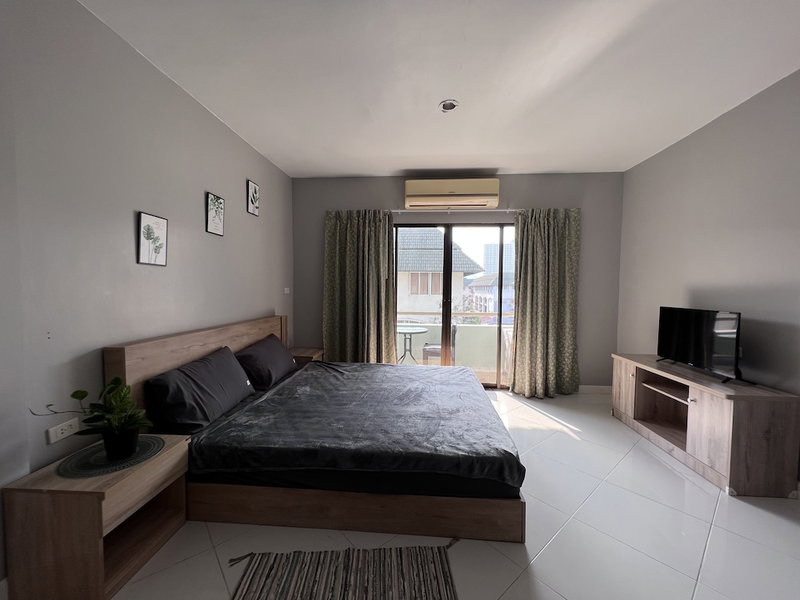 Emerald Hotel Chonburi, Pattaya, Thailand