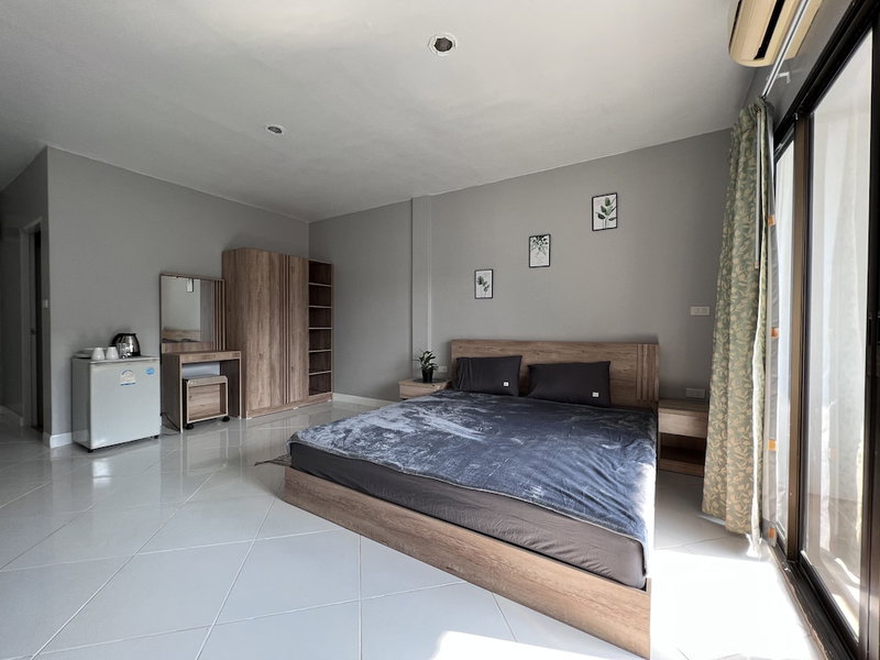 Emerald Hotel Chonburi, Pattaya, Thailand