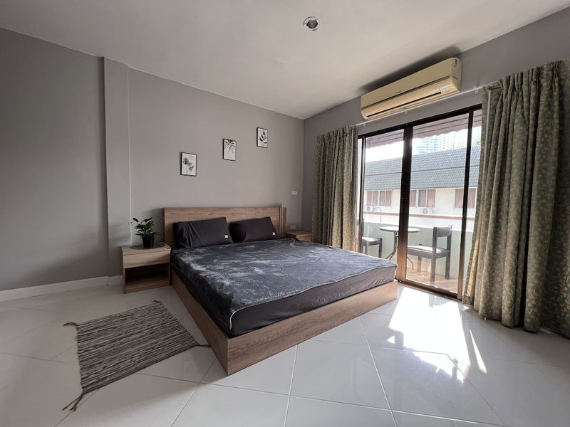 Emerald Hotel Chonburi, Pattaya, Thailand