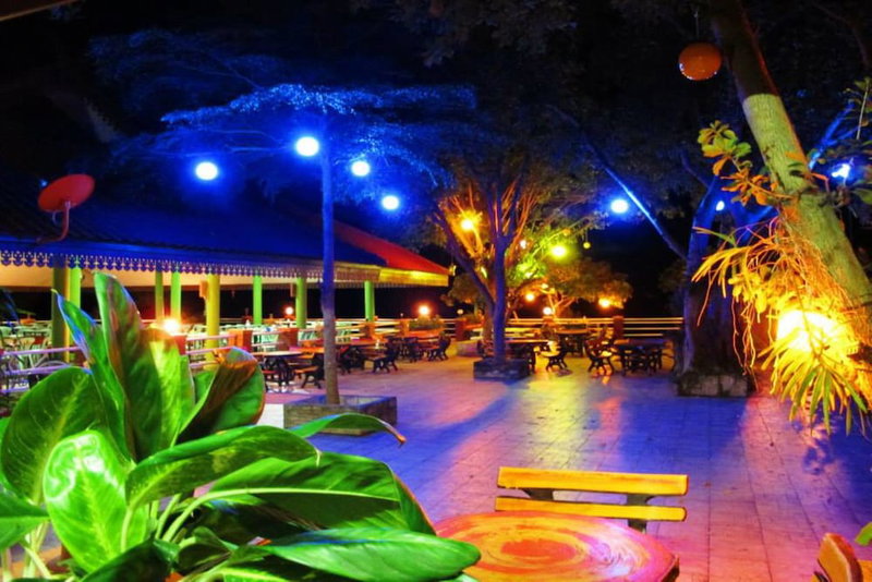 Rimkaeng Resort, Kaeng Krachan, Thailand