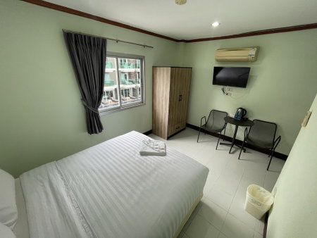 Omaya Guest House, Patong, Thailand