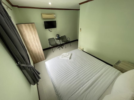 Omaya Guest House, Patong, Thailand