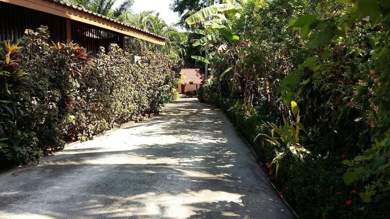 Subtawee Resort, Ban Ta Khun, Thailand