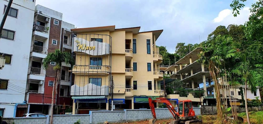 Hotel · Royal Waves Hotel, Patong