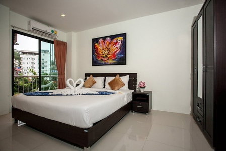 Royal Waves Hotel, Patong, Thailand