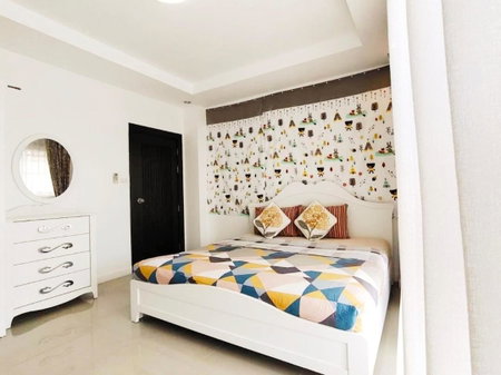 บ้านแฟมิลี่ ปาร์ตี้ พูลวิลล่า หัวหิน ใกล้เซเว่น 3ห้องนอน รองรับ 6-15 คน, Hua Hin, Thailand