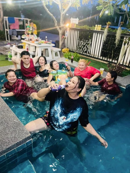 บ้านแฟมิลี่ ปาร์ตี้ พูลวิลล่า หัวหิน ใกล้เซเว่น 3ห้องนอน รองรับ 6-15 คน, Hua Hin, Thailand