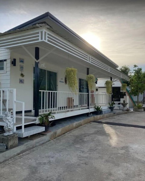 View Thara Resort, Nikhom Phatthana, Thailand