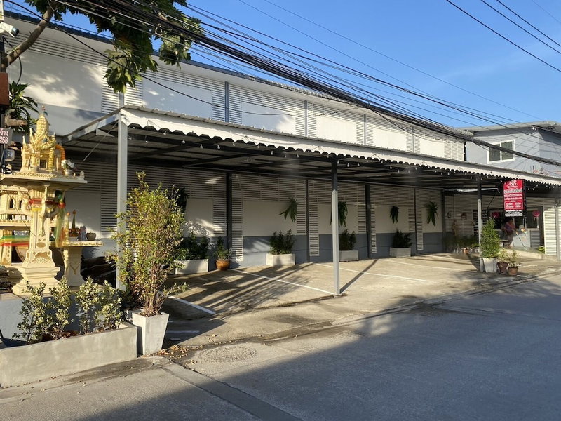 Ss Guesthouse, Bang Phli, Thailand