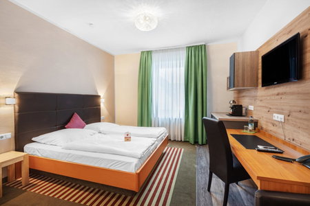Schieners Hotel & Apfelhof Apartments, Wemding, Germany