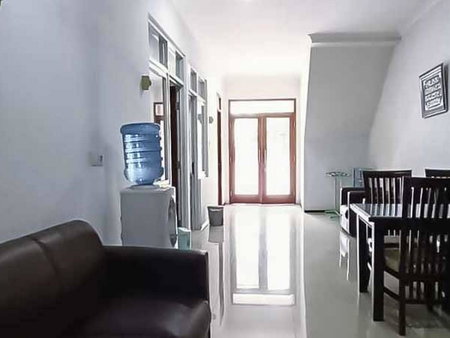 Aimer Guest House Syariah Mitra RedDoorz, Cilegon, Indonesia