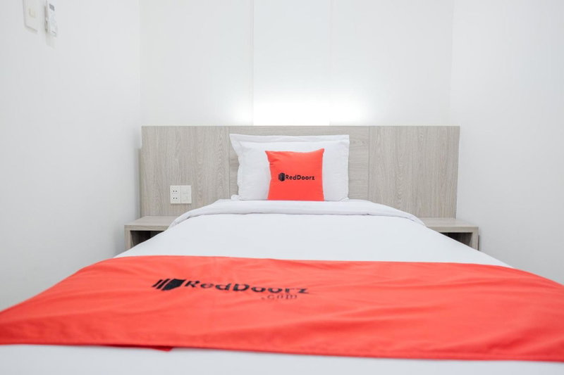 RedDoorz Plus @ Jalan Juanda Medan, Medan, Indonesia
