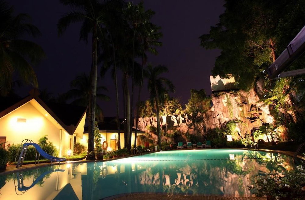 Makassar Golden Hotel, Indonesia