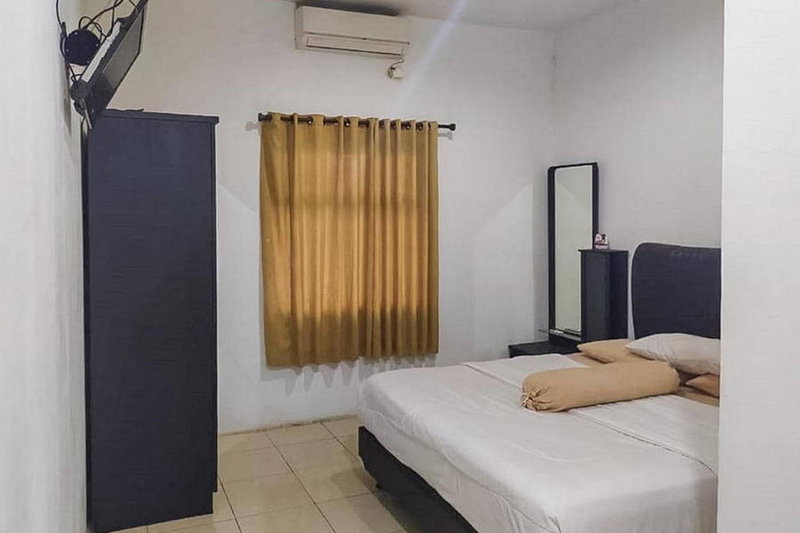 Graha HT Sumantri Mitra RedDoorz, Tasikmalaya, Indonesia