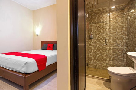 RedDoorz near Trans Studio Mall 2, Bandung, Indonesia