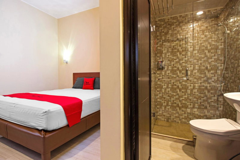 RedDoorz near Trans Studio Mall 2, Bandung, Indonesia