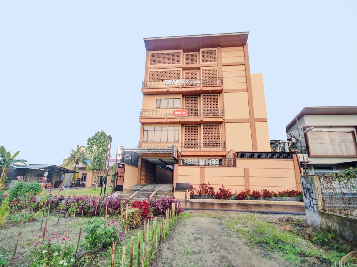 Hotel · Hotel O Sean'S Residence Mansyur Near Universitas Sumatra Utara ( USU ), Medan