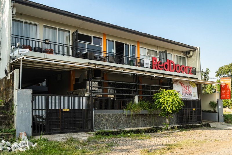 RedDoorz near Exit Toll Bogor, Bogor, Indonesia