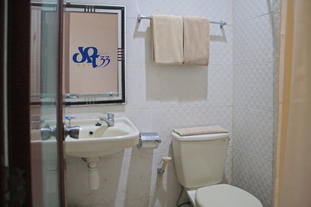 Graha DPT 33 Hotel, Surabaya, Indonesia