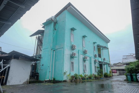 RedDoorz near Politeknik Manado, Paniki, Indonesia