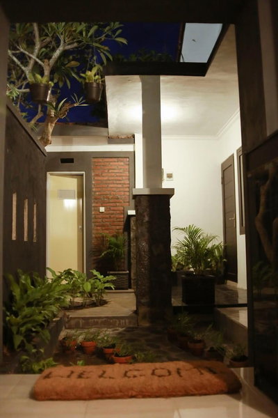 de Lungguh Family Homestay, Banyuwangi, Indonesia