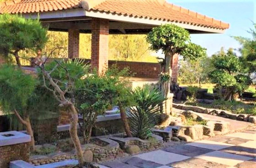 Villa Mediana, Mojokerto, Indonesia