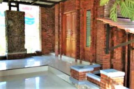 Villa Mediana, Mojokerto, Indonesia