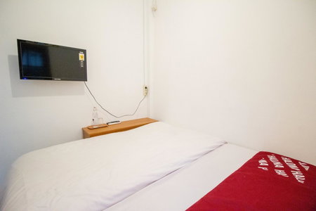 Halona Residence near Pakuwon Mall Jogja Mitra RedDoorz, Yogyakarta, Indonesia