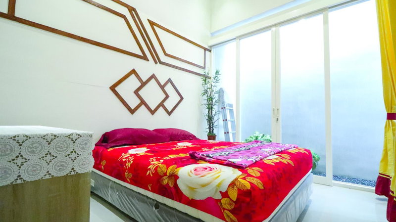 Villa Harmoni Syariah by Masterpiece Villa, Karangploso, Indonesia