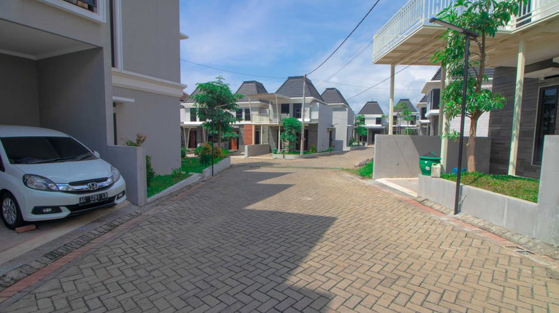 Villa Safari Syariah with Mountain View, Batu, Indonesia