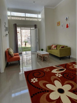 Villa B9us Batu, Karangploso, Indonesia