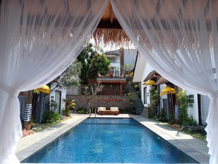 Omah Angkul Angkul Villa, Lembang, Indonesia