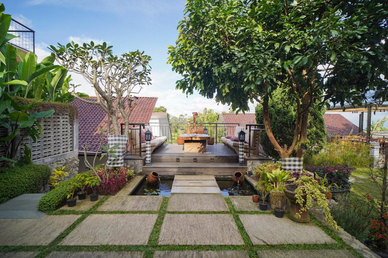 Omah Angkul Angkul Villa, Lembang, Indonesia