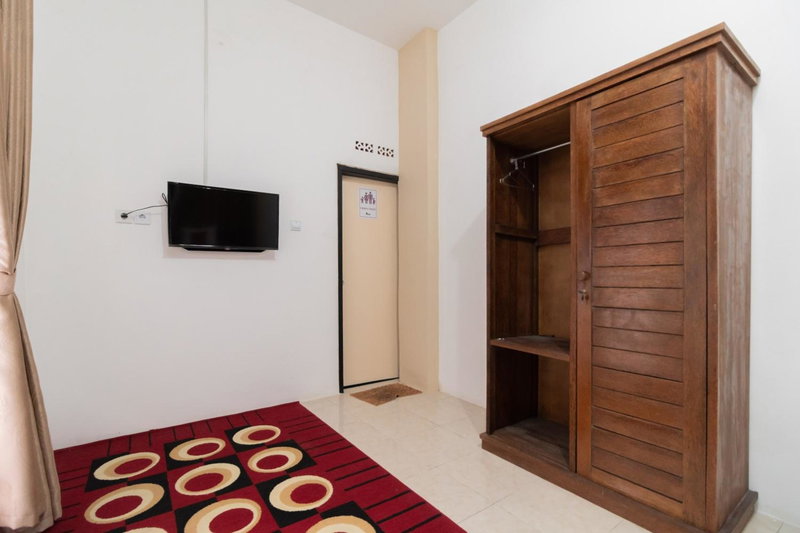 RedDoorz Syariah at Jalan Andalas Padang, Kampungdurian, Indonesia