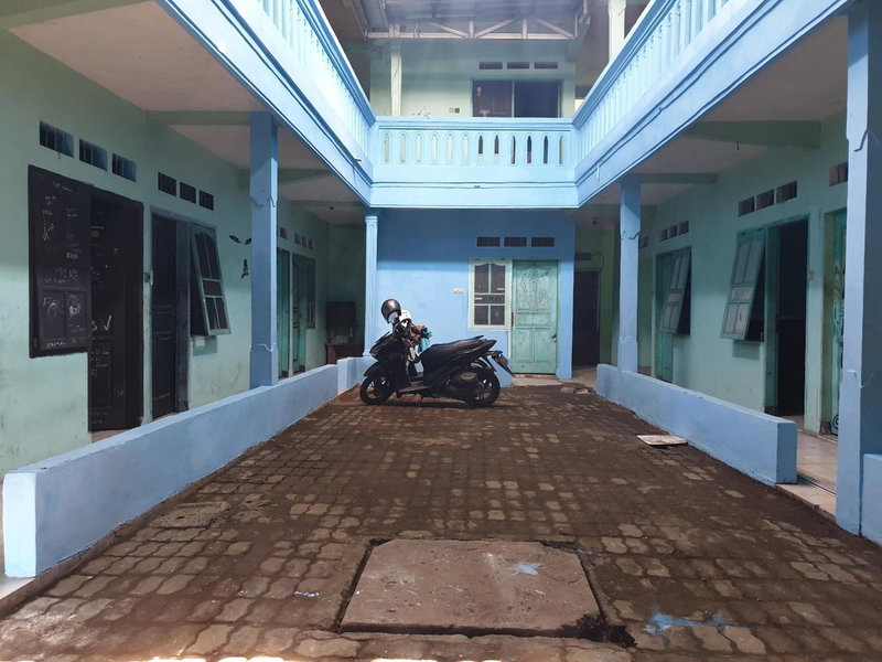 OYO Life 92621 Zain Kost, Blimbing, Indonesia
