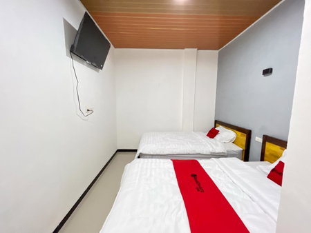 RedDoorz at Rose House Simpang Pemda Medan Selayan, Sunggal, Indonesia