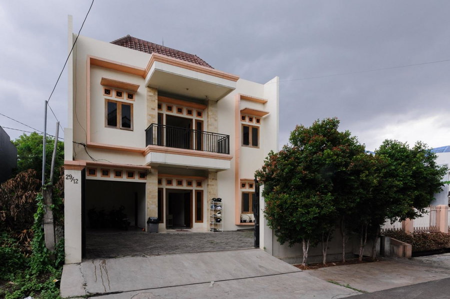 RedDoorz at Meruya Utara, Jakarta, Indonesia