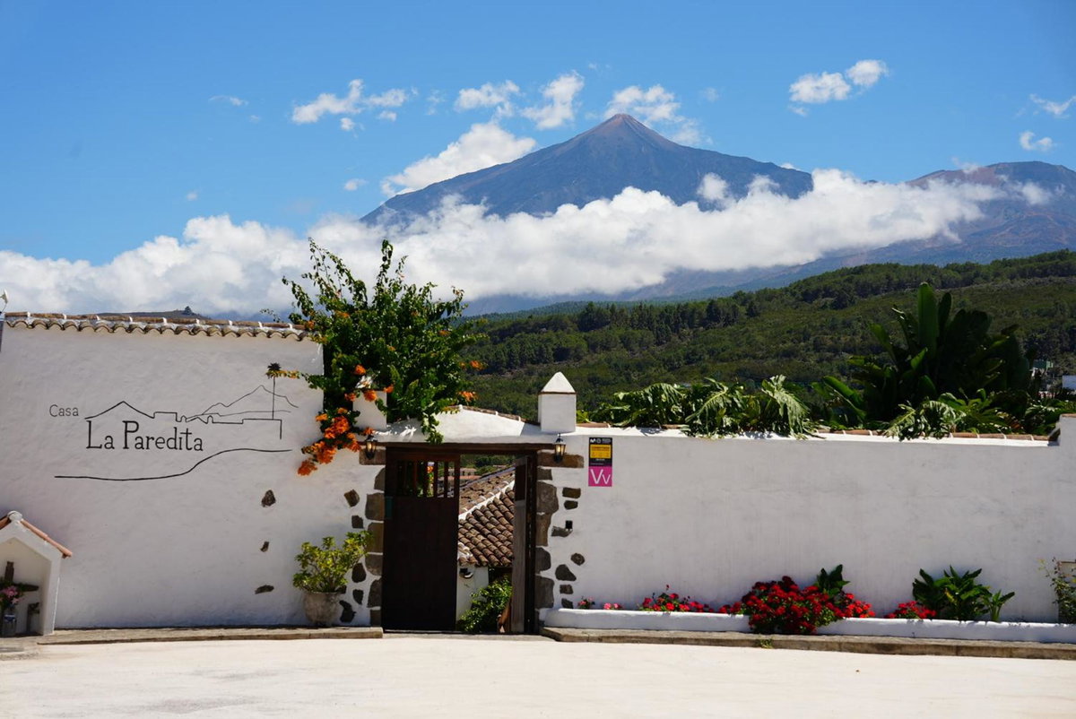 La Paredita Casa Taoro, Spain